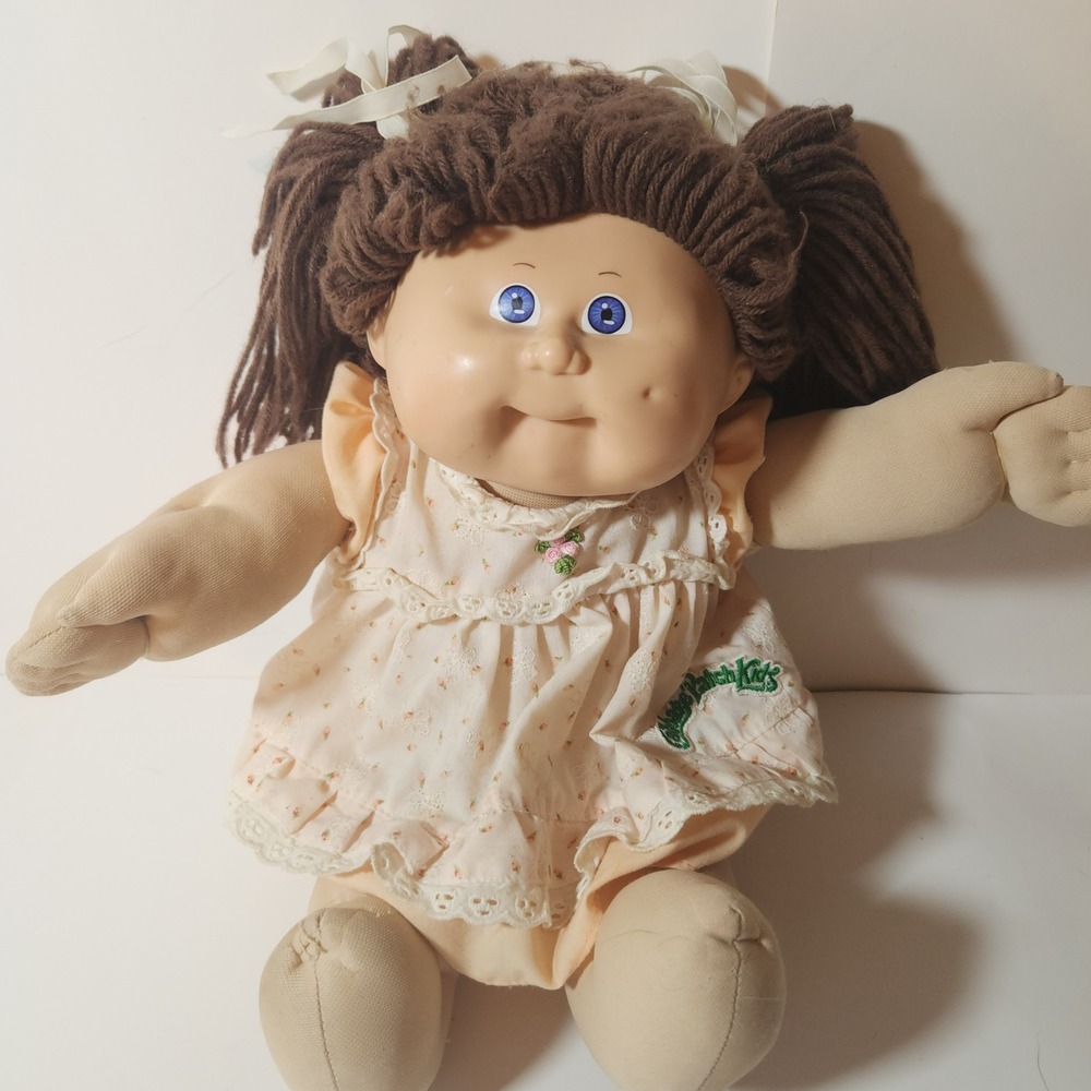 Vintage Cabbage Patch Kids Doll Brown Yarn Hair Blue Eyes Floral Dress 1989